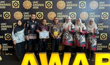 Raih Penghargaan UHC Award 2026, Wali Kota Bukittinggi Ramlan Nurmatias Tegaskan Negara Hadir Menjamin Kesehatan Warga